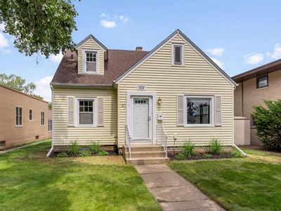 2325 Mississippi STREET