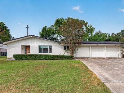 9906 Cliffwood Dr