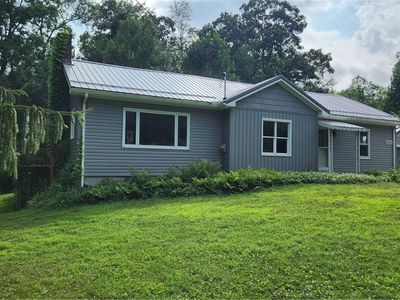 4694 Sandy Lake Greenville Rd