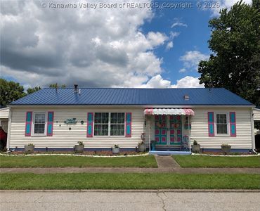 2644 Forrestal Ave
