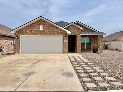 2413 Bastrop Ave