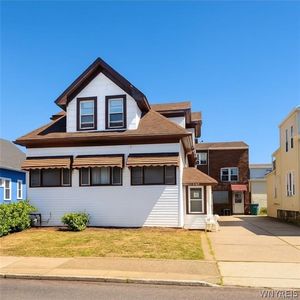 2961 Bailey Ave