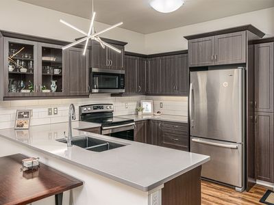 100 Woodlands Way #S-409