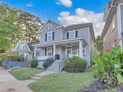 1313 Maple Ave SW