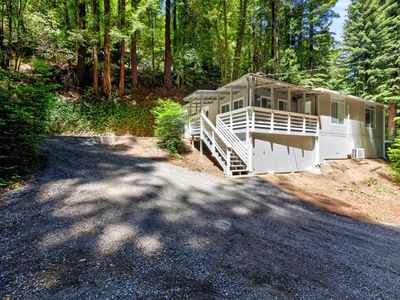 1585 Cazadero Highway