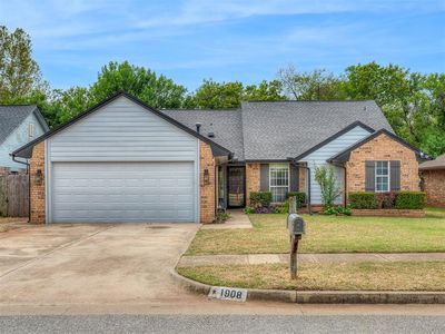 1908 Edgewater Ln