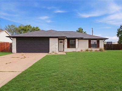 507 Lansing Ct