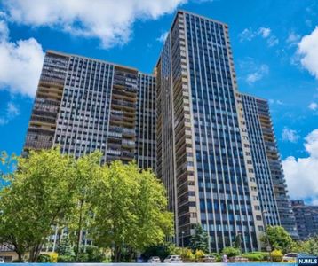 200 Winston Dr APT 121