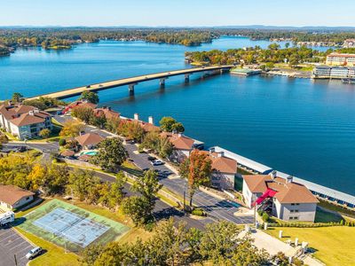 101 Long Island Dr APT 406