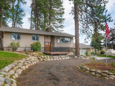 12504 N Fairview Rd