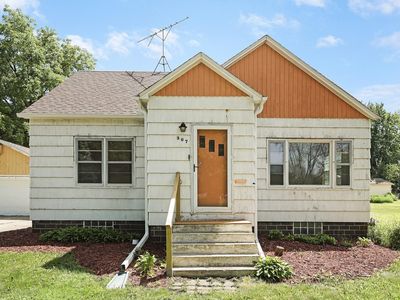 Property at 307 Lyndale Ave N, New Prague, MN
