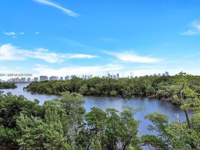 16385 Biscayne Blvd Unit 421