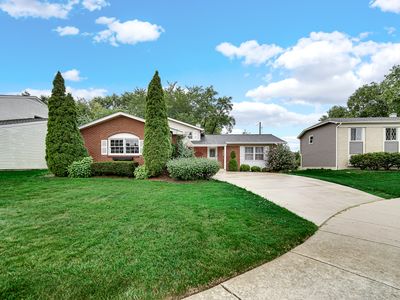 986 Harvard Ln
