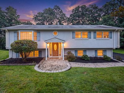 Property at 5 Newport Court, Suffern, NY