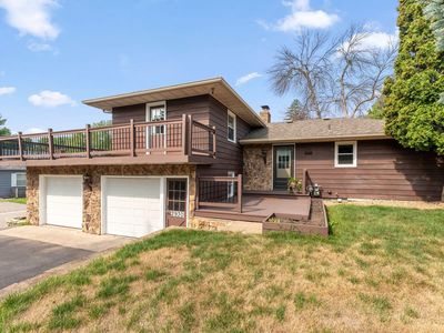Property at 2930 Bay St, Wayzata, MN