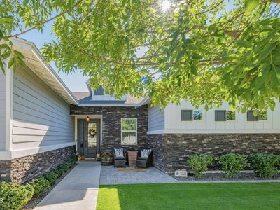 4201 E Cheery Lynn Road
