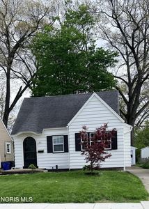 2133 Loxley Rd