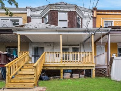 212 S 11Th St