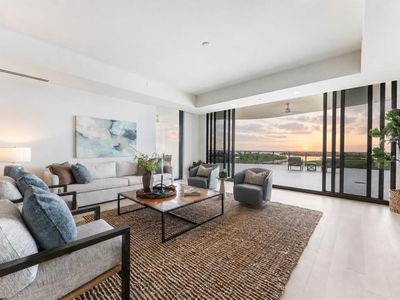 5100 Seagrass BLVD #202