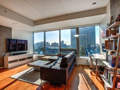 1155 S Grand Ave APT 707