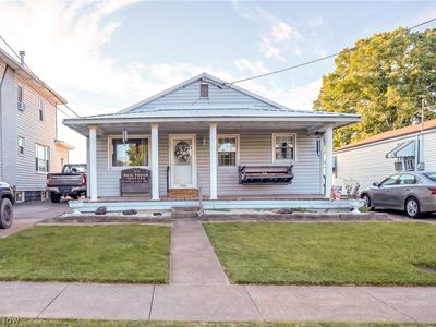 1806 Rayon Dr