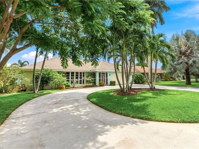 350 Pinehurst CIR