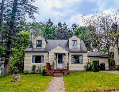 527 Salisbury Park Dr