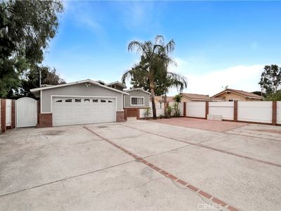 13176 Foothill Blvd