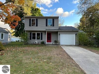 1009 Harold St