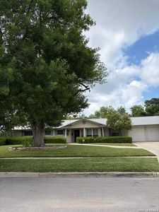134 MEADOWOOD LN