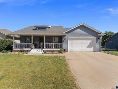 2612 E Sunrise Ct