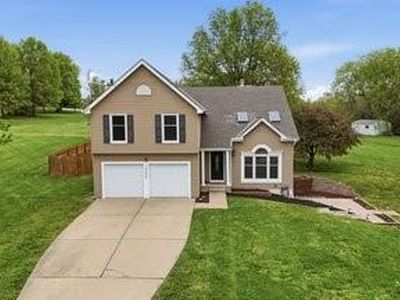 15621 Meadow Ln