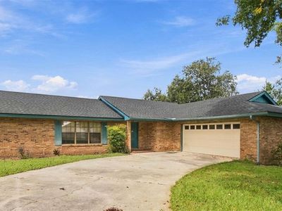 4967 STONECREST DRIVE
