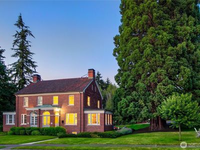 4404 Montana Circle W