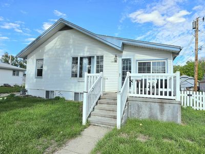 Property at 1611 Avenue C, Gothenburg, NE