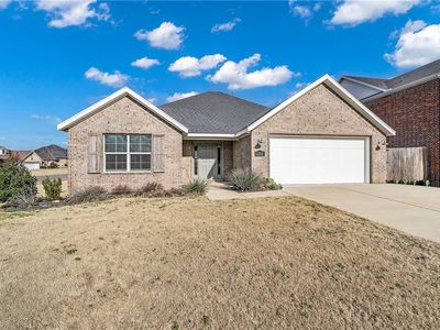 3708 SW Mistletoe Ave