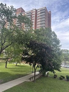 2475 W 16th St APT 2A
