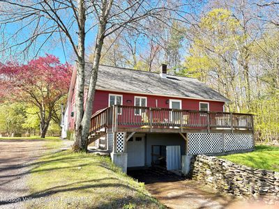 81 Mountain Turnpike Road