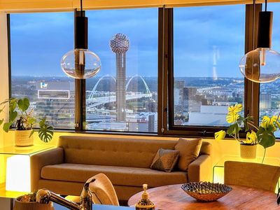 1200 Main St APT 2402