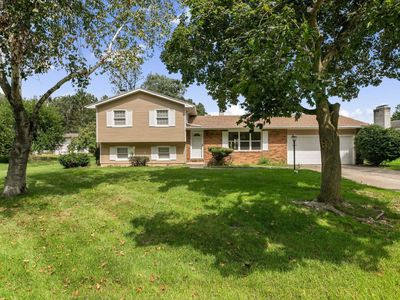 Property at 16765 Valley Forge Ln, Granger, IN