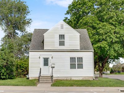 Property at 210 S Jefferson St, Mount Pleasant, IA