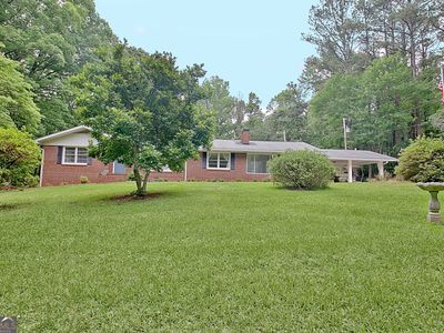 Property at 717 Tyrone Rd, Tyrone, GA