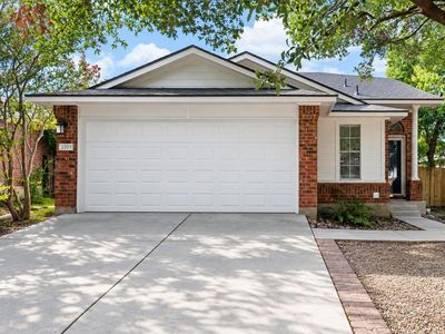 2205 Ada Ln