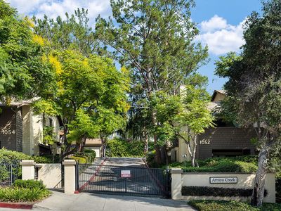 1054 Seco St APT 210