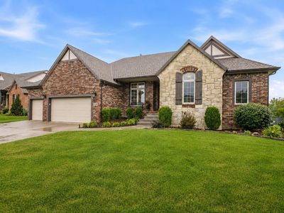 2249 N Stonegate Cir