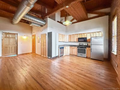 325 Lafayette St UNIT 4301