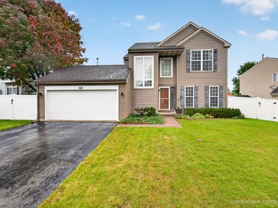 Property at 625 David St, Lake In The Hills, IL