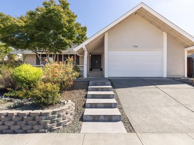 704 Montclair Drive