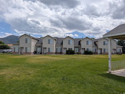 239 S Majestic Meadows Dr