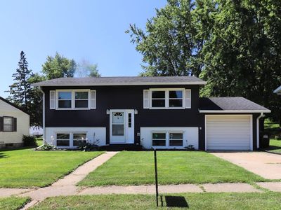 Property at 1719 Revere St, Freeport, IL